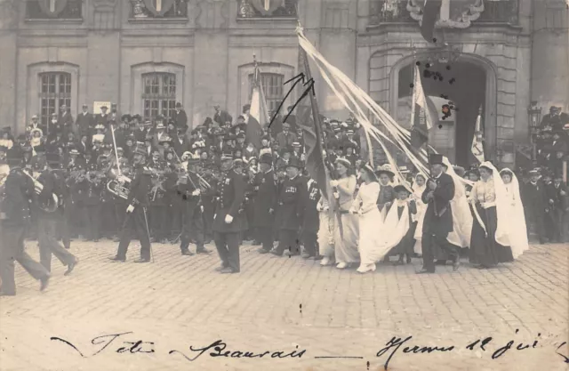 Cpa 60 Beauvais / Carte Photo / Fete