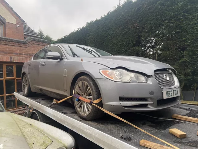 JAGUAR XF breaking.d