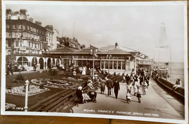 Bridlington Royal Prince's Parade 1947 Valentine Real Photo Postcard