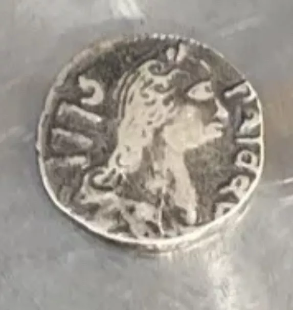 Portuguese - India Goa coin 1775? Pardau ? small silver coin