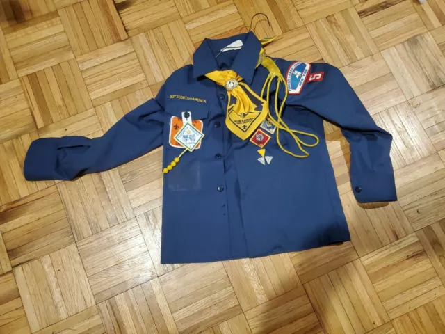 Boy Scouts of America Cub Scouts Uniform Shirt Size Youth Medium (10/12)BSA Blue