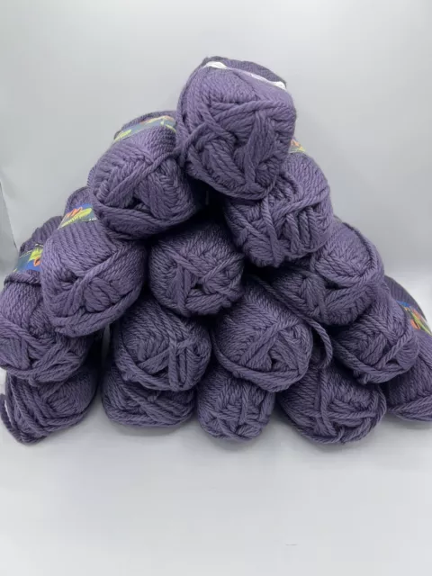 Job Lot Chunky variegated Knitting Crochet yarn Total Weight 1.6kg   15 Balls