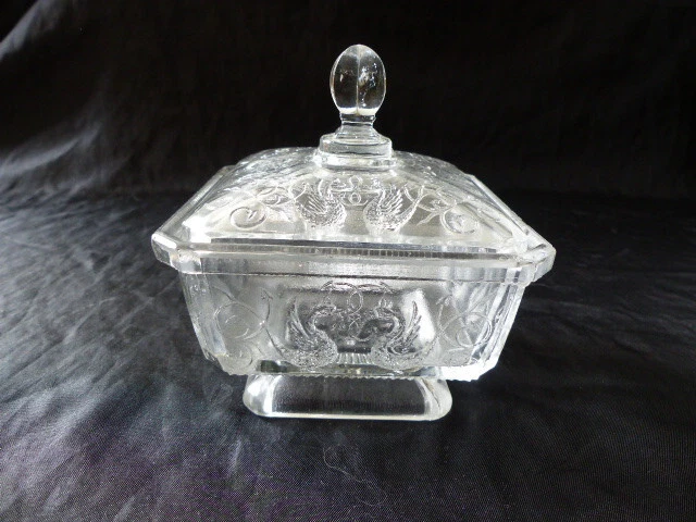 Sucrier doseur vintage en verre et inox – Style Bistrot - Arts de la table Sucrier doseur vintage en verre et inox – Style Bistrot - Arts de la table