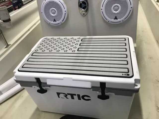 https://www.picclickimg.com/KE4AAOSwTudfmyFP/Marine-Grade-Foam-Cover-for-RTIC-52-Ultra-Light.webp