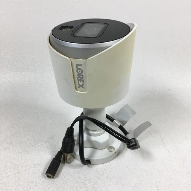 Used Lorex Camera With Yellow Tint Lorex C882DA-Z 4K CVI Bullet Security Camera - Outdoor, Deterrence Features, Used But Functional Lorex Outdoor Security Camera