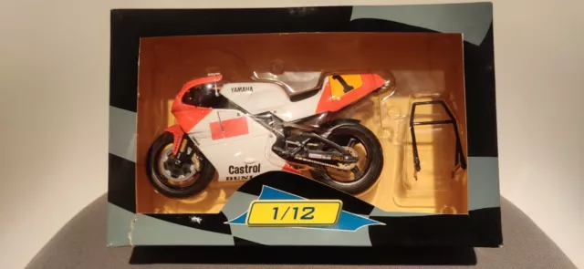 MOTO GP ALTAYA 1/12 YAMAHA YZR500 Wayne RAINEY 1991 N°1 avec boîte