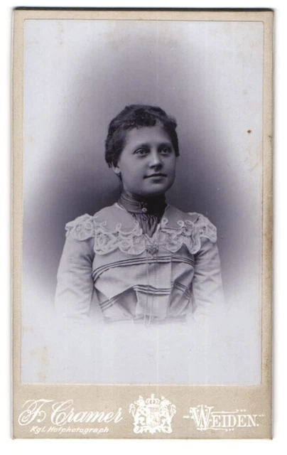 Photography F. Cramer, Weiden, Young Girl in Common Bourgeois Dress