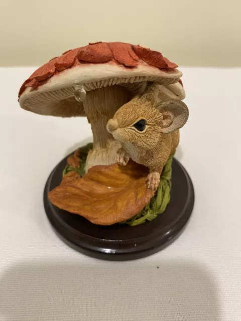 Country Artists Mouse With Fly Agaric Figurine