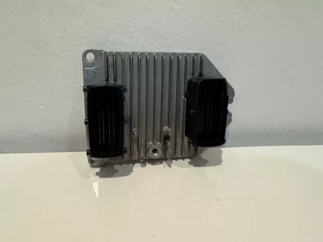 Opel Astra Vectra Zafira ECU Centralina motore 55352666 5WK91740