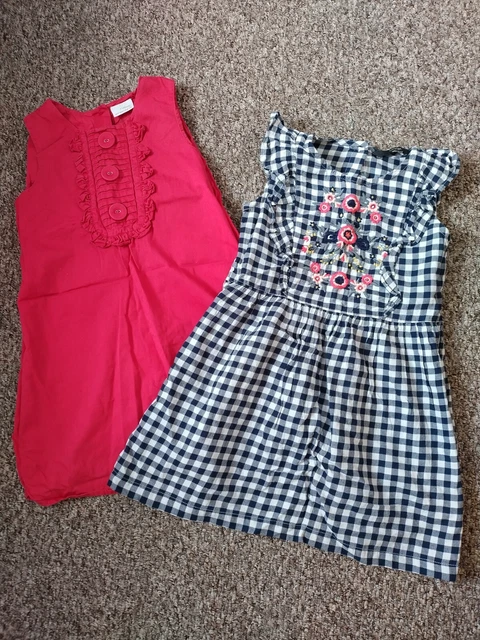 Pacchetto abiti ragazze Next e George 4-5 anni