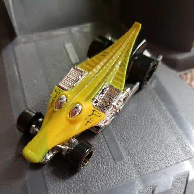 Mattel Hot wheels Croc Rod Yellow/Gold Rims