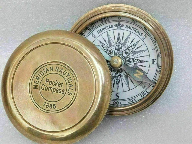 Bussola in ottone con coperchio - Nauticalia