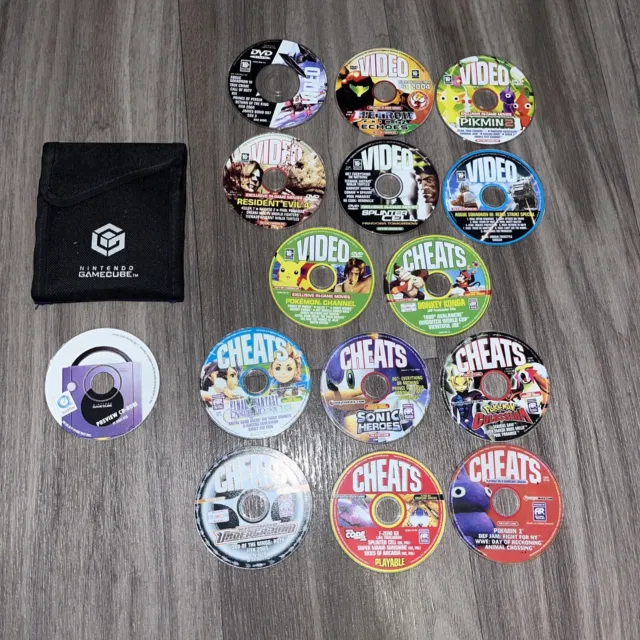 Nitendo Gamecube Cheats x7 Video x7 & Vorschau CD-ROM mit offizieller Reisetasche