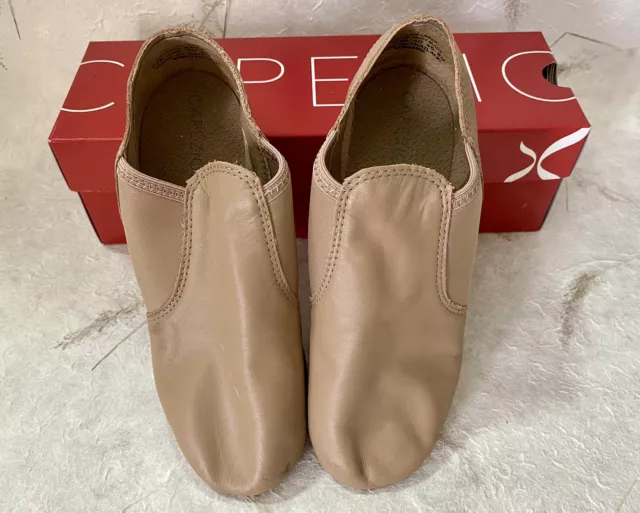 Capezio Women's E Series Jazz Slip-On,Caramel, 8M US-EUC-LNC IOB- Split Sole