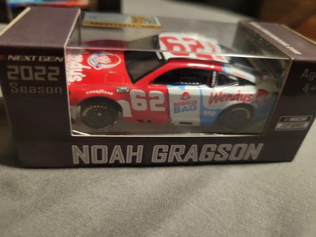 Noah Gragson 2022 Lionel #16 Charlotte Knights &ndash; Diecast NASCAR Chevy Camaro 1/24