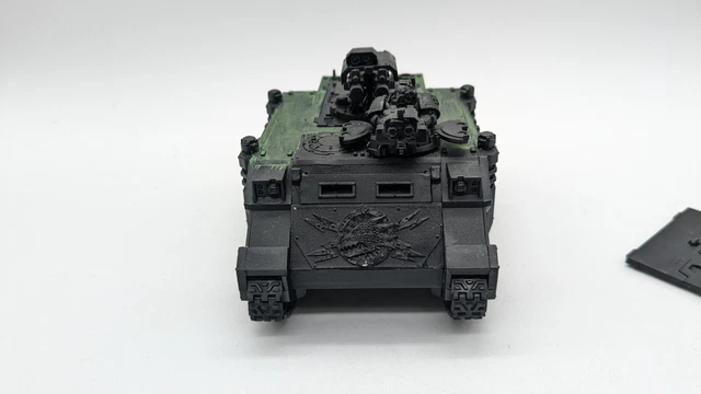 SPACE MARINE RHINO / Razorback W Forgeworld Salamander Upgrades ...