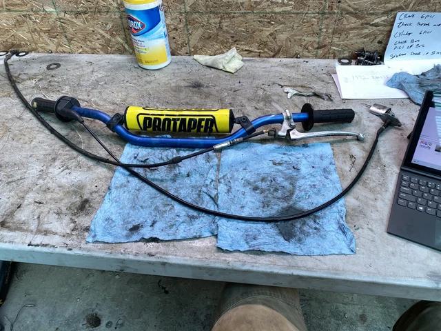 1994 Yamaha YZ125 AFTERMARKET HANDLEBARS