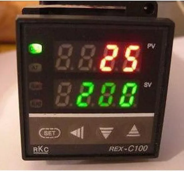 Termoregolatore Digitale 220 Volt  0 + 400° C Rex-C100 Uscita Rele'