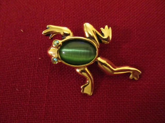 Frog With Green Stone On Back, And Clear Stone Eyes, Gold Tone