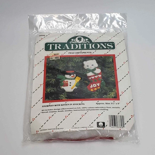Tradiciones muñeco de nieve con gatito en medias kit de adorno de fieltro de vacaciones T8009 difuso