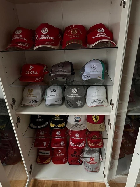 30 ORIGINAL SIGNED Autograph Ferrari Mercedes Caps Michael Schumacher