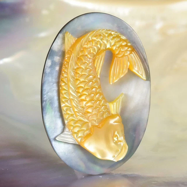 Koi Fish Golden & White Mother-of-Pearl Relief Carving Paua Shell Oval 3.81 g