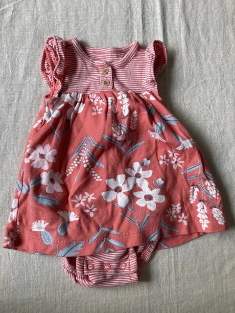 Carters Baby Girl Floral Knit Short Outfit Size 3M