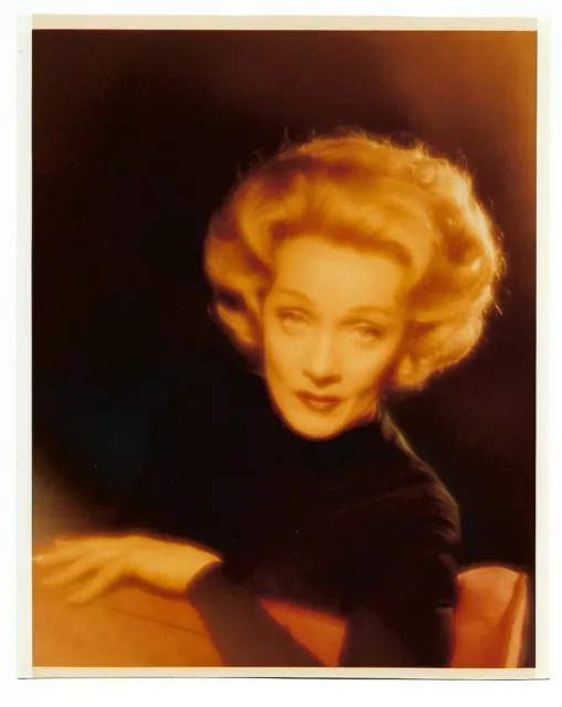 7 x 9 Original Photo Legendary Actrice Film Star & Singer Marlene Dietrich