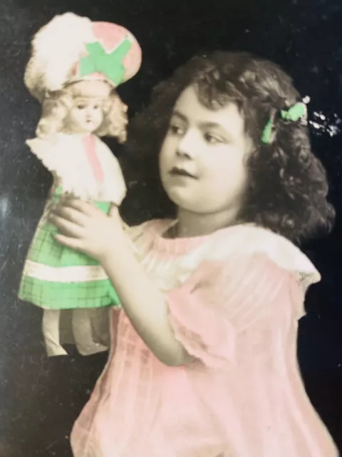 c1910 Fear Doll Girl RPPC handgetöntes gruseliges Foto Halloween Lucy Stoney.