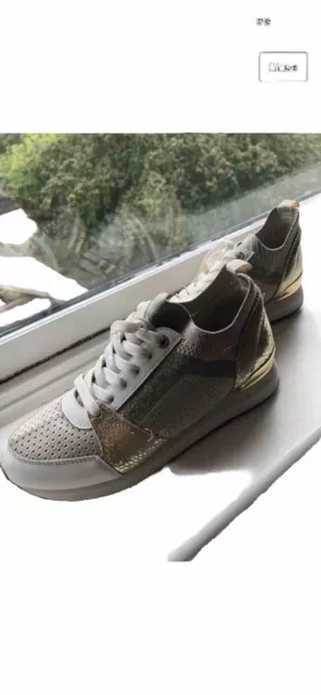Michael kors trainers best sale size 4