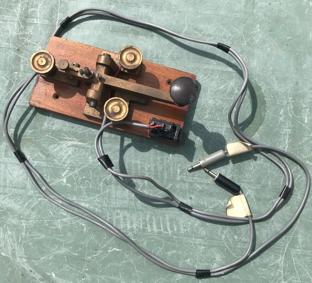 ANTIQUE ENGLISH POSTAL Style Morse Code Straight Telegraph Key Tapper