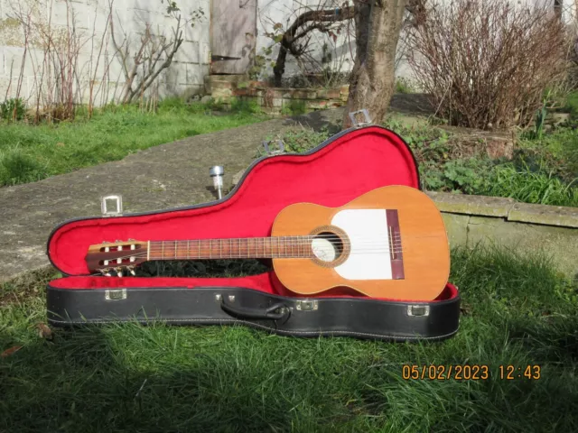 Vicente Sanchis Flamenco Guitar