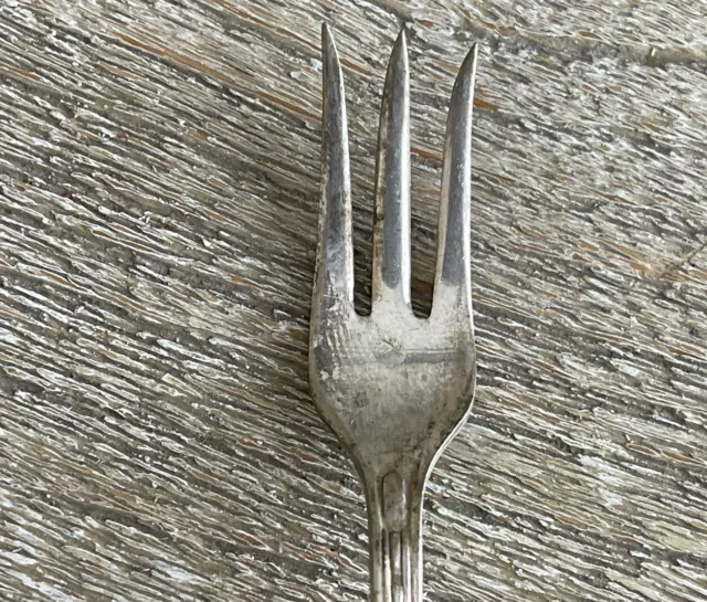 Silverplate Seafood Cocktail Fork by Racebrook International Silver, Lynbrook 2