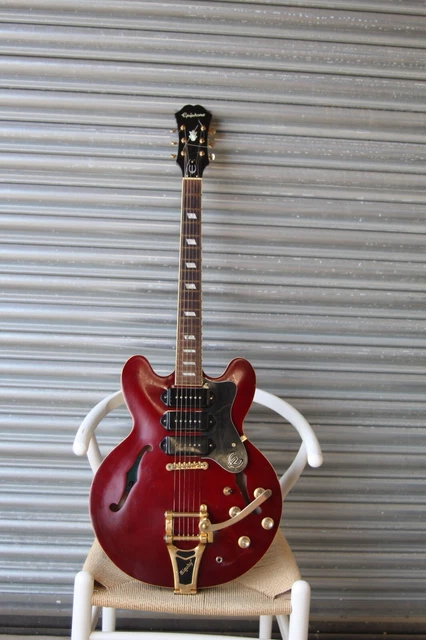 Epiphone riviera shop p93 wr