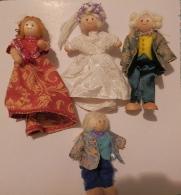 WOODEN DOLLS HOUSE COLLECTION ONLY WATFORD, HERTS £50.00 PicClick UK