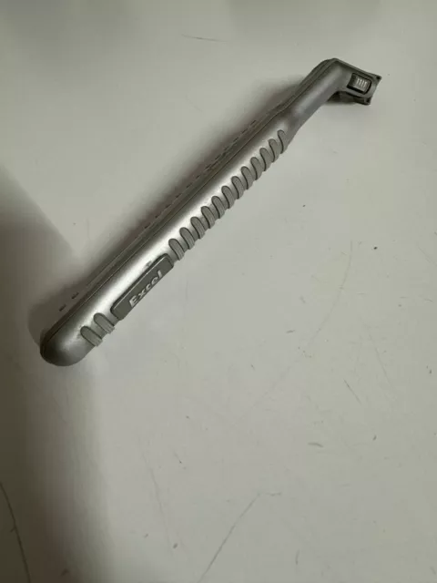 GILLETTE SENSOR EXCEL Rasierer Griff (Razor) Metall, Alte Version