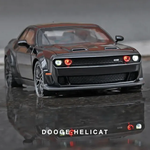 1:32 Dodge Challenger Hellcat Alloy Muscle Car Model Diecasts Metal Sports Car