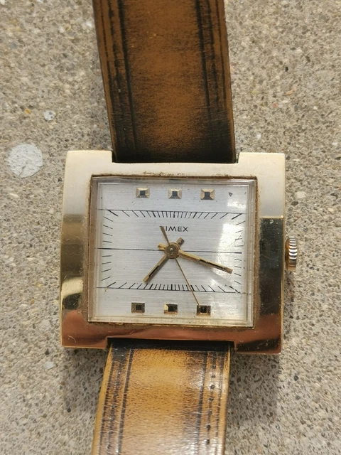 Montre Femme Timex Electric - Mouvement électromécanique Vintage, Boîtier Doré 24x30mm, Fonctionne, Pile Neuve
