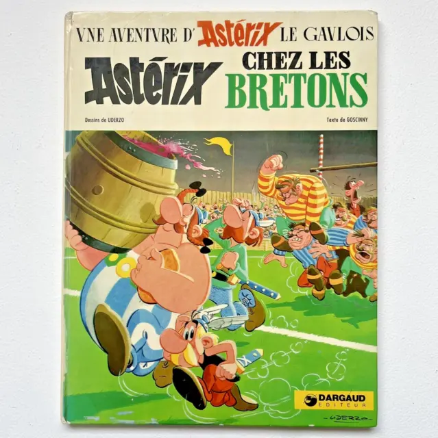 Asterix Chez Les Bretons  (In Britain) | Vintage Annual 1974 | Dargaud