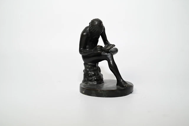 Le tireur d'épine petites épreuves en bronze