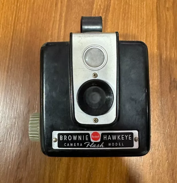 VINTAGE 1950s Kodak Brownie Hawkeye Camera Flash Model 620