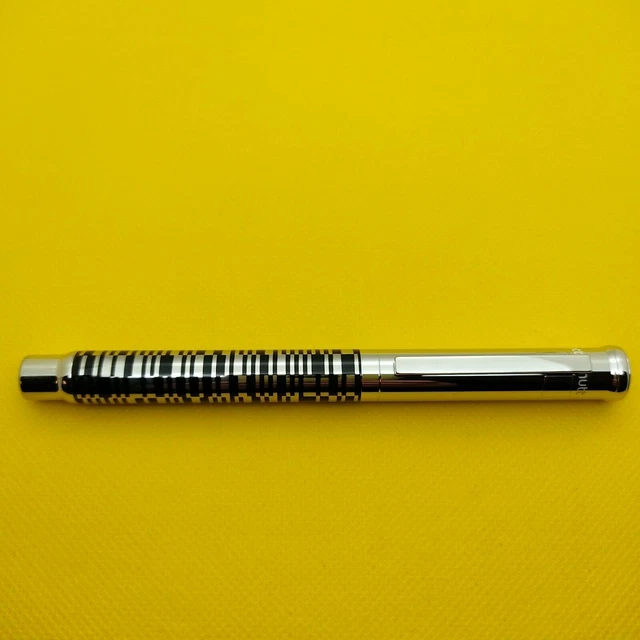 Otto Hutt Design 04 Füllfederhalter - Kornblumenblau Glänzend, Federstärke B, Inkl. Konverter