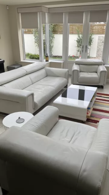 Natuzzi sofas 3/4 seater and 2 Single Seater used leather