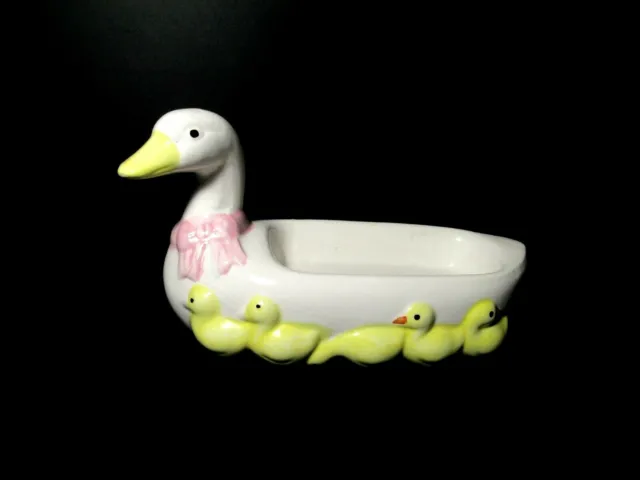 Vtg Bathroom Soap Dish Duck Ducklings Ceramic Farm Decor Animals Collectible