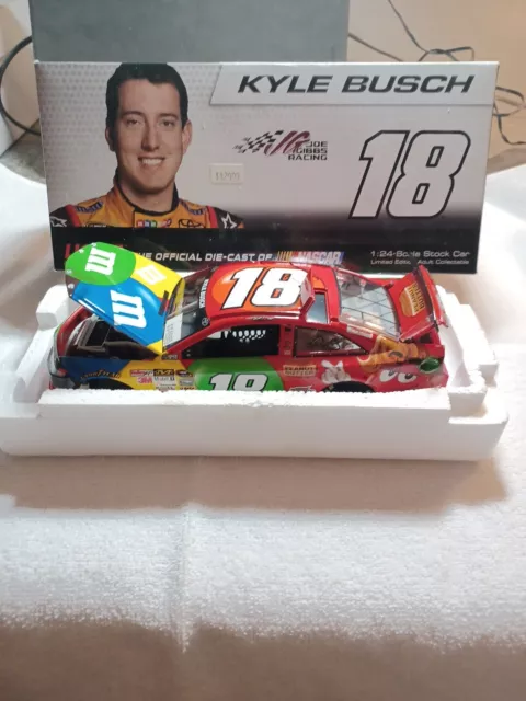 Kyle Busch 2013 #18 Peanut Butter M&M's Joe Gibbs Camry NASCAR 1/24