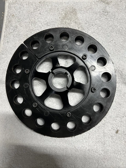 1.25” axle go kart racing gear sprocket hub with plastic guard