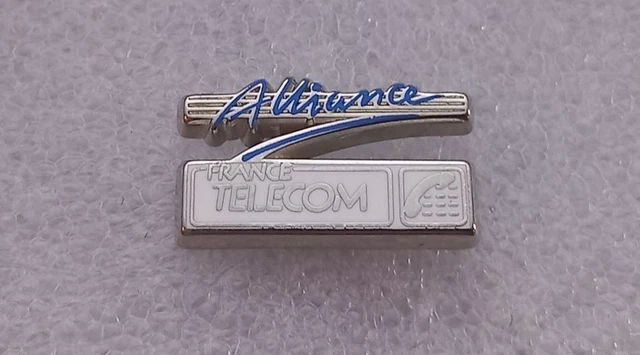 Pins Media France Télécom. Minitel. Zamak Or. Signé Arthus Bertrand, Paris. Assez Rare. Etat Neuf - Collection