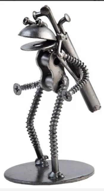 Frog Golfer Hand Crafted Recycled Metal Art Sculpture Figurine