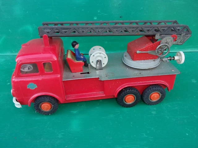 Jouet Ancien Camion Tôle Mécanisme Camion Pompiers Gama Filoguidé