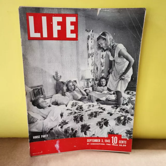LIFE September 3,1945 House Party / War Crimes Trials / Japan in Defeat / Vienna